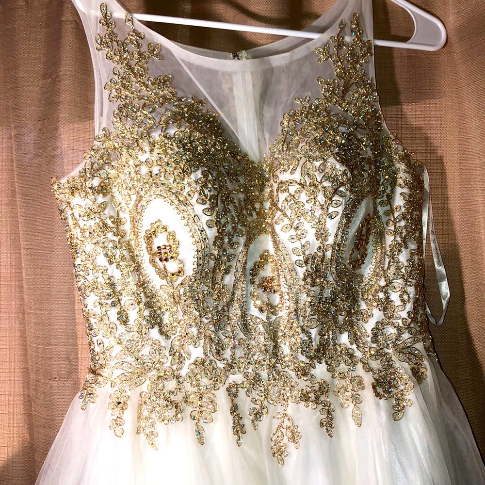 Dress “Cinderella Devine” white with “gold”
